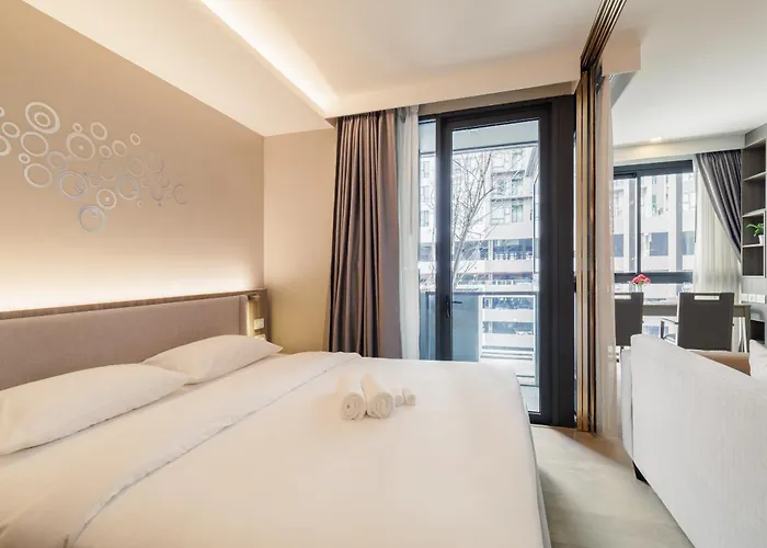 Premium Center Of Bkk 5 Mins Bts Thong Lor Apartment