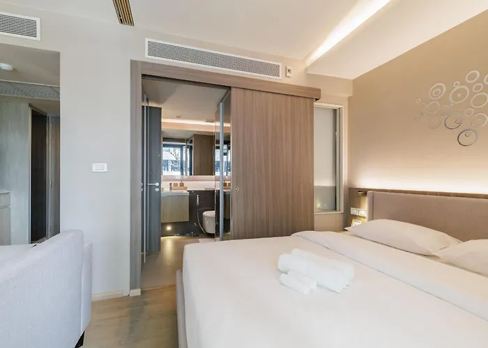 Premium Center Of Bkk 5 Mins Bts Thong Lor Apartment Bangkok