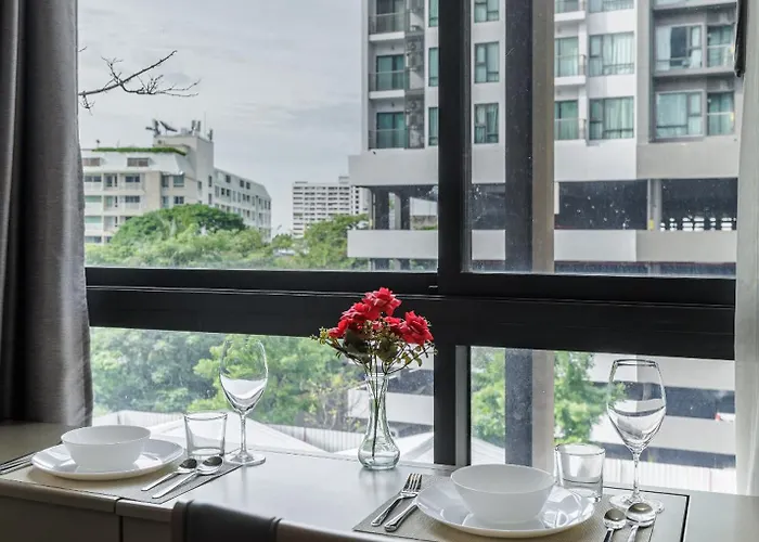 Premium Center Of Bkk 5 Mins Bts Thong Lor Apartment